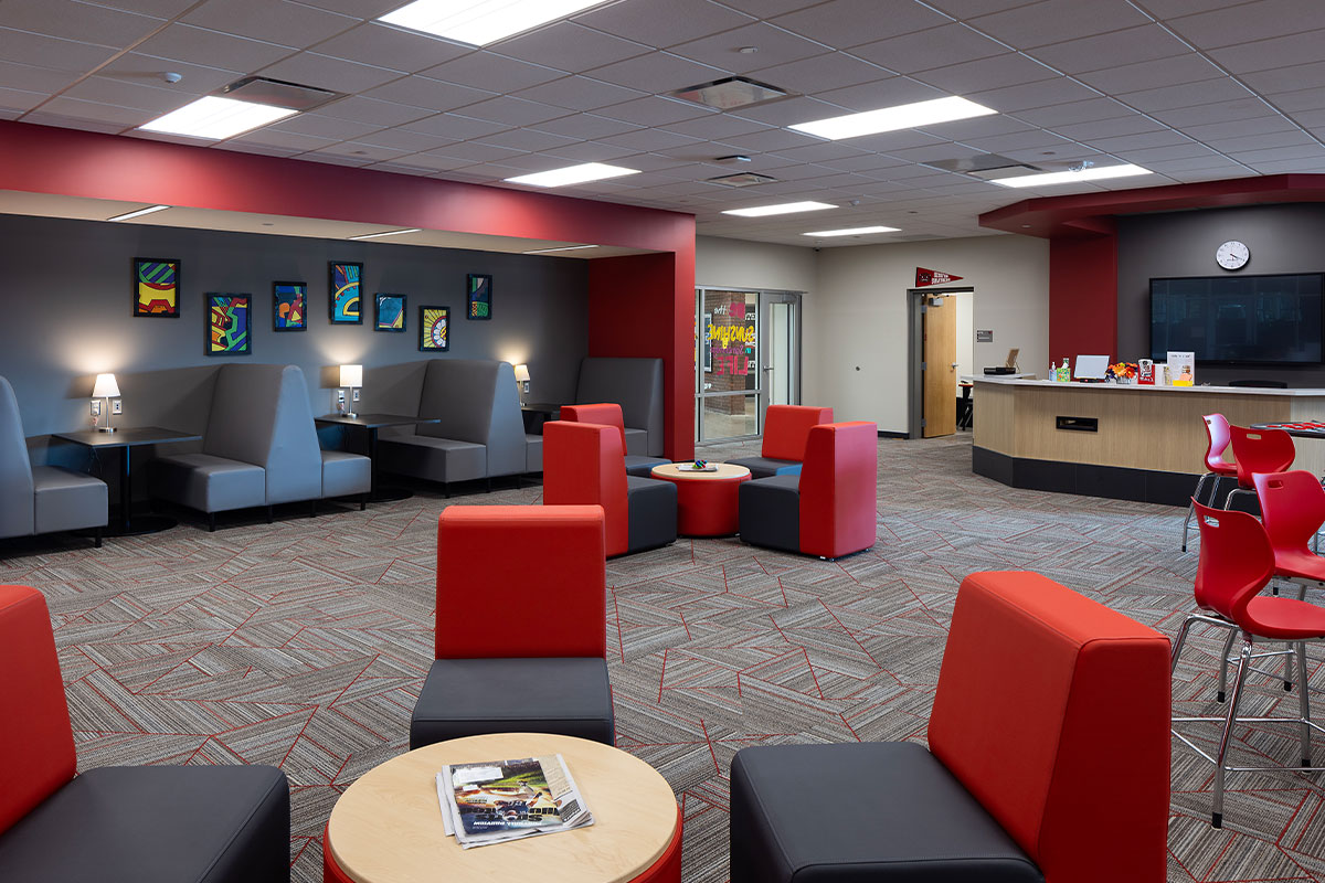 USD 460 Hesston - Media Center