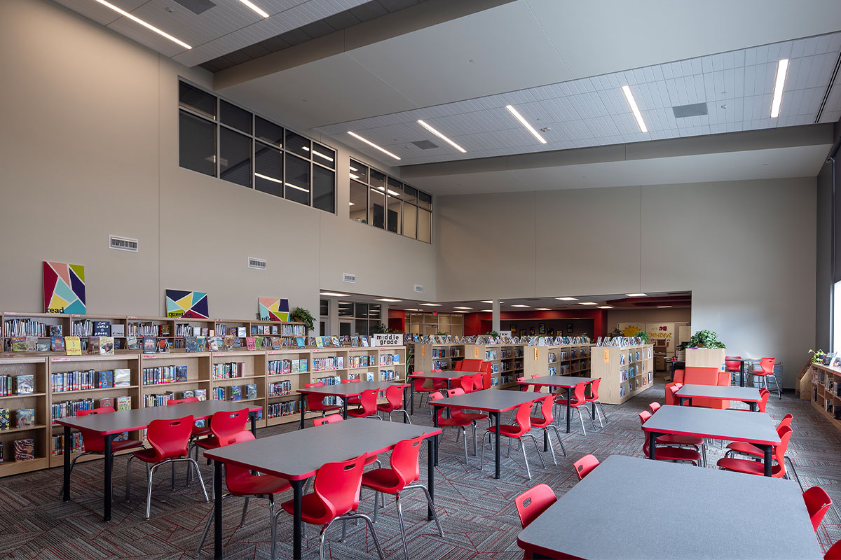 USD 460 Hesston - Media Center